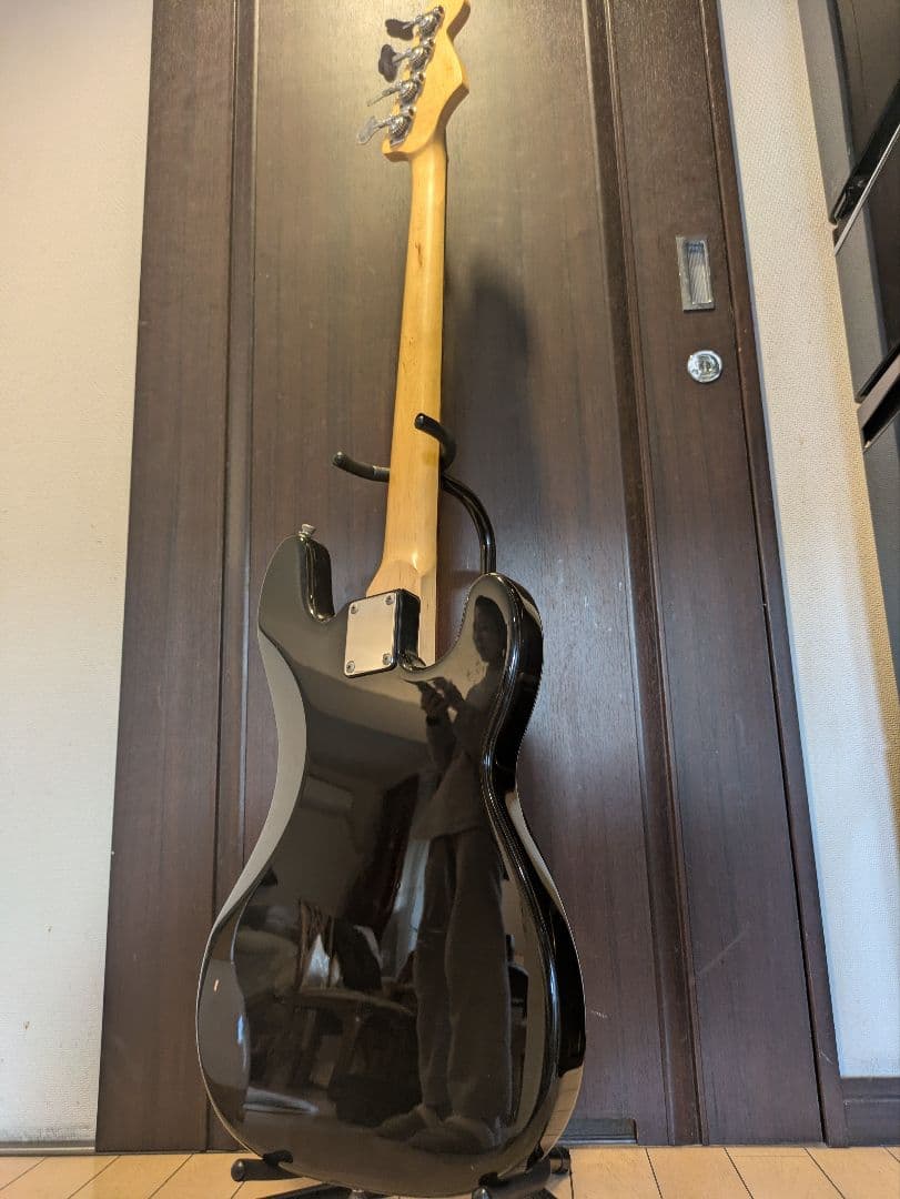 Legend プレシジョンベース レフティーのように見えるライティー改造ベース