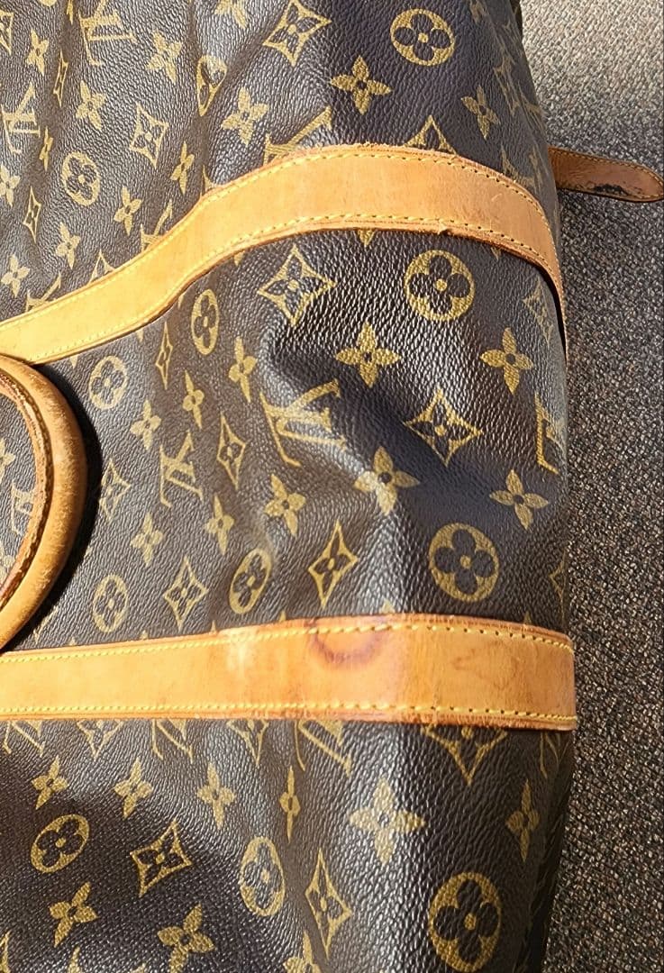 LOUIS VUITTON 旅行用バッグ