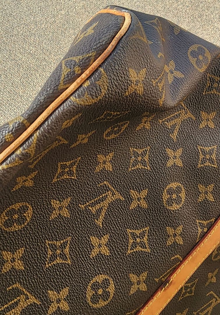 LOUIS VUITTON 旅行用バッグ