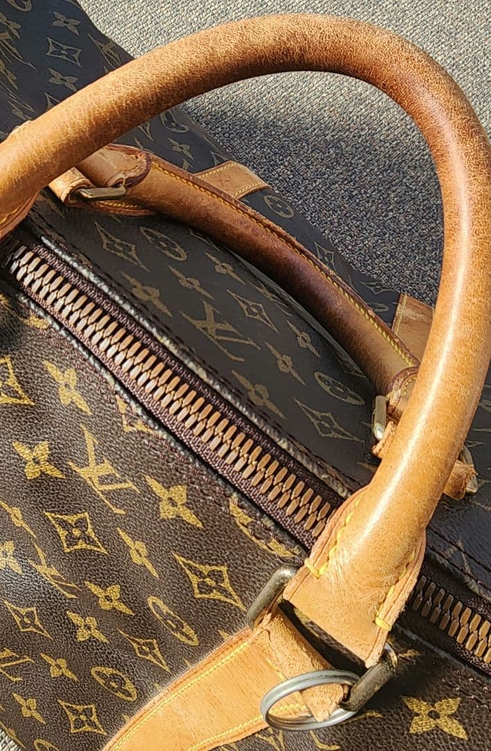 LOUIS VUITTON 旅行用バッグ