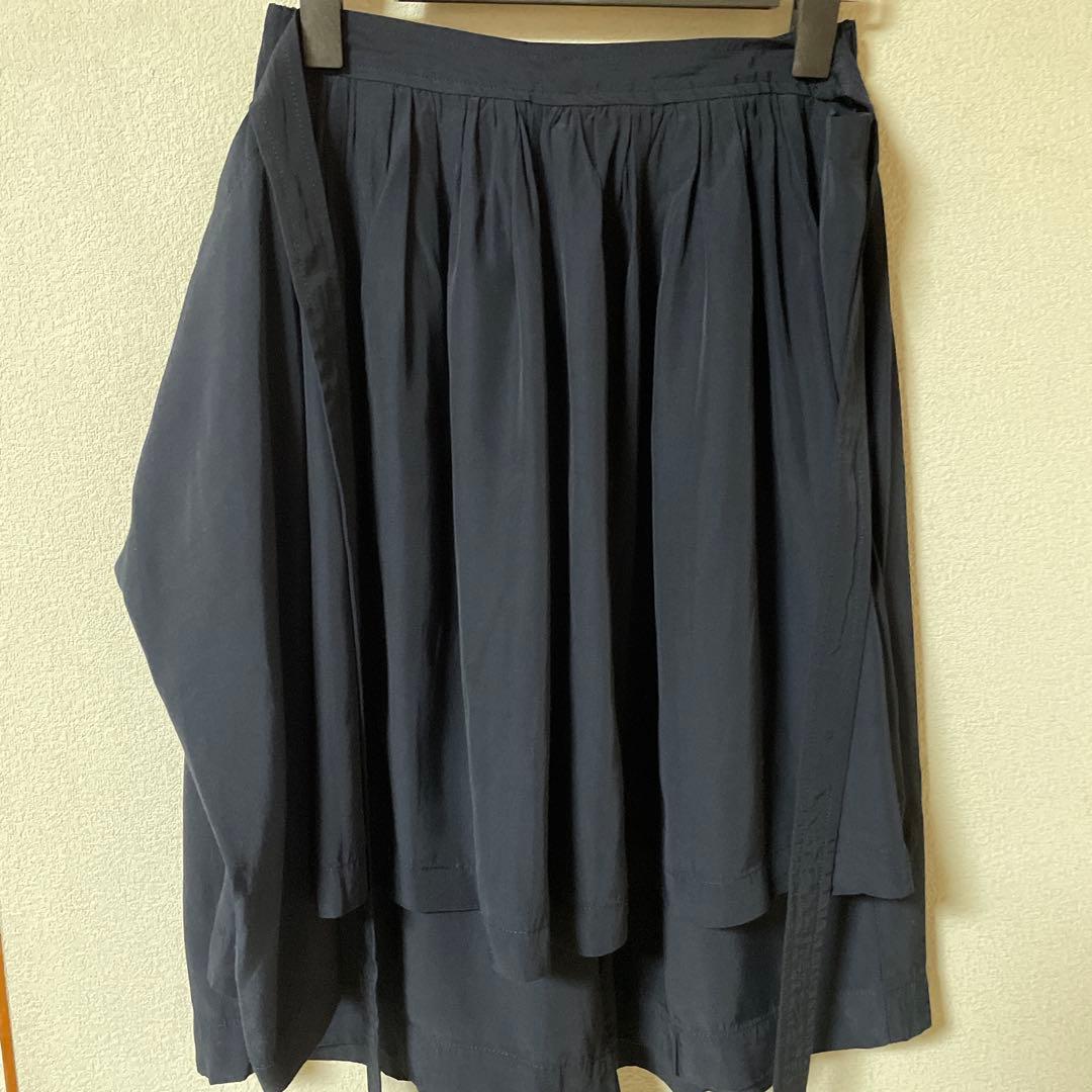 コムデギャルソンフロントパネル付きキュロットパンツ