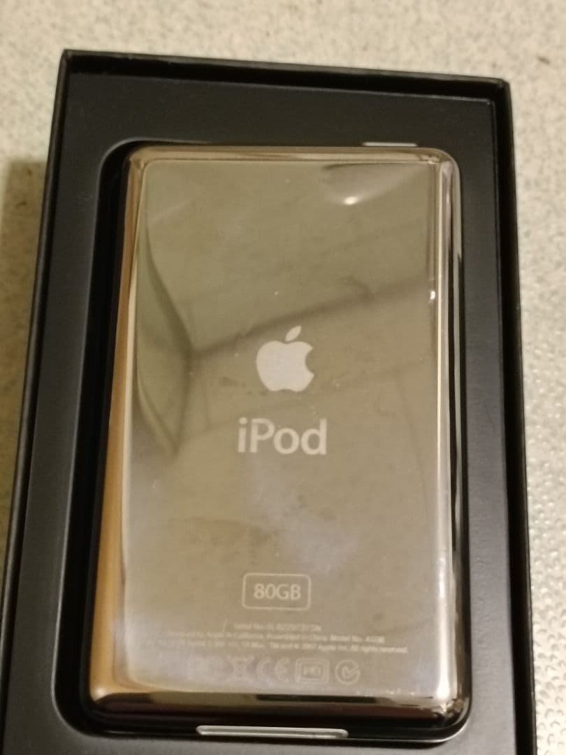 Apple iPod Classic 80GB アップル　アイポッド