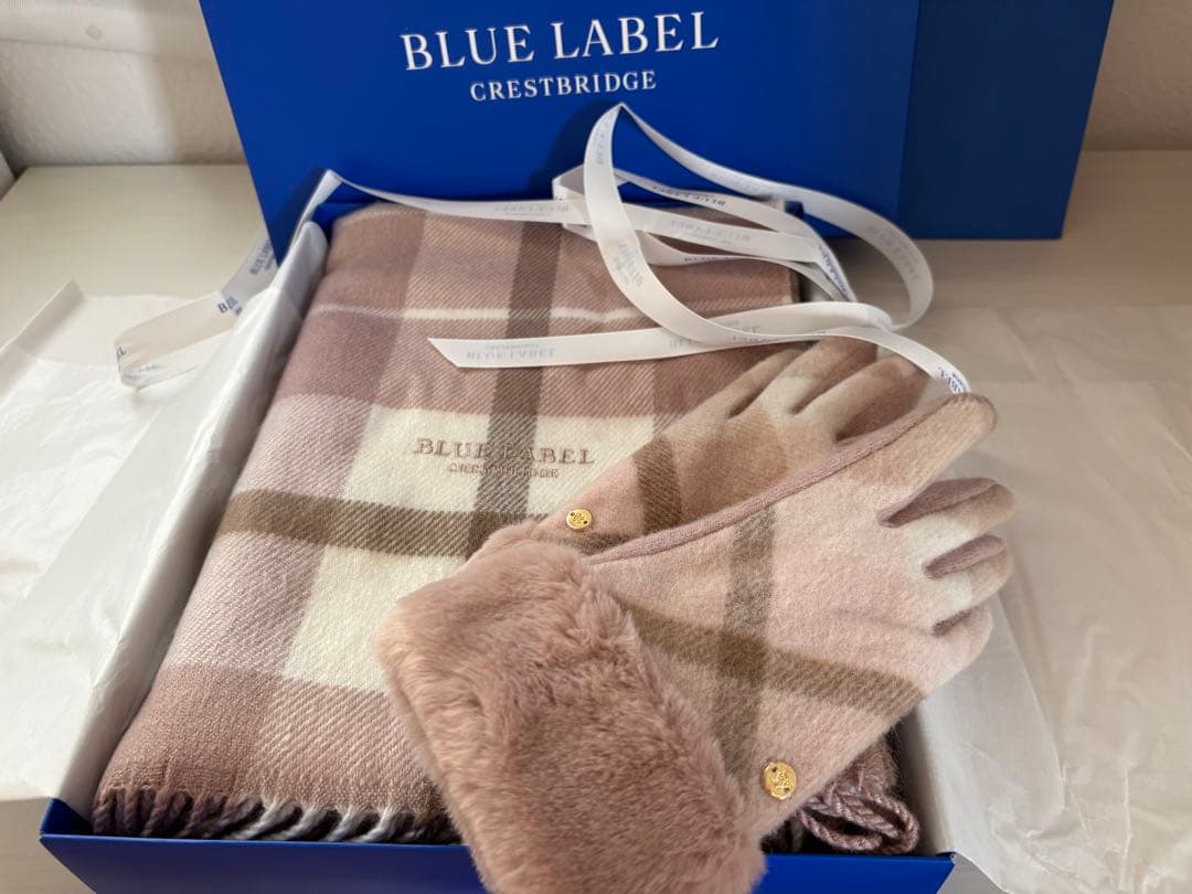 BLUE LABEL CRESTBRIDGE マフラー手袋セット　大判　ストール