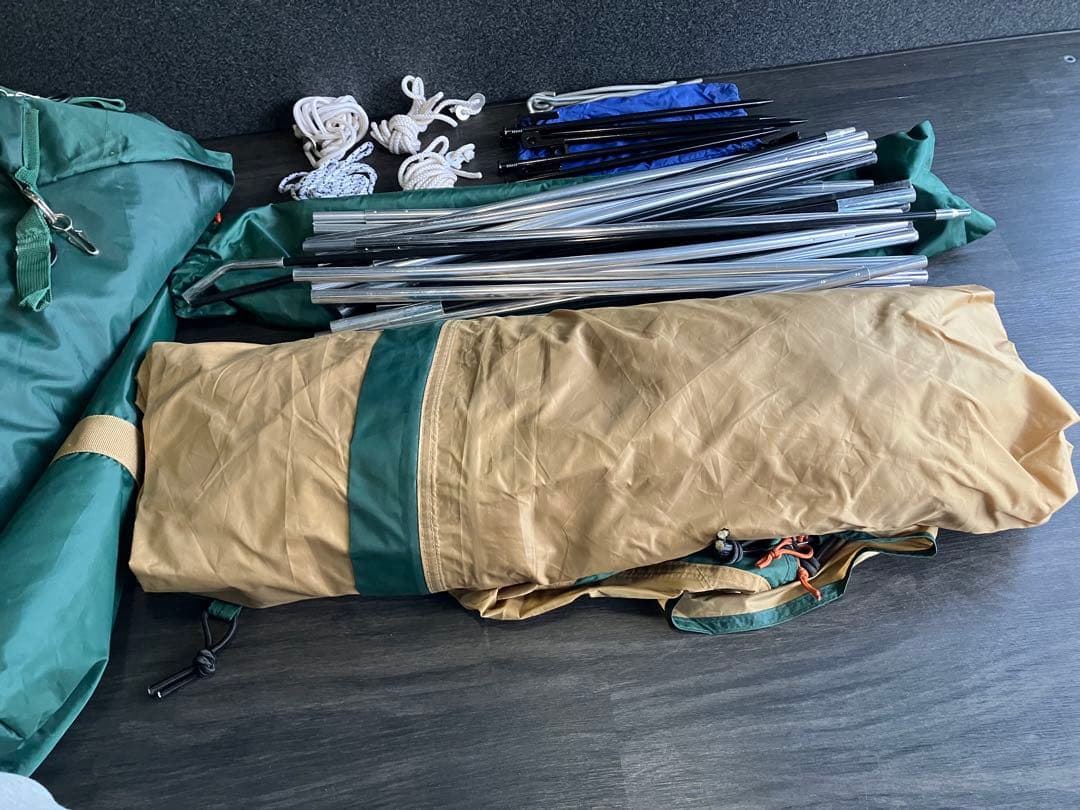 美品　コールマン　タフドーム　2725 3回使用のみ