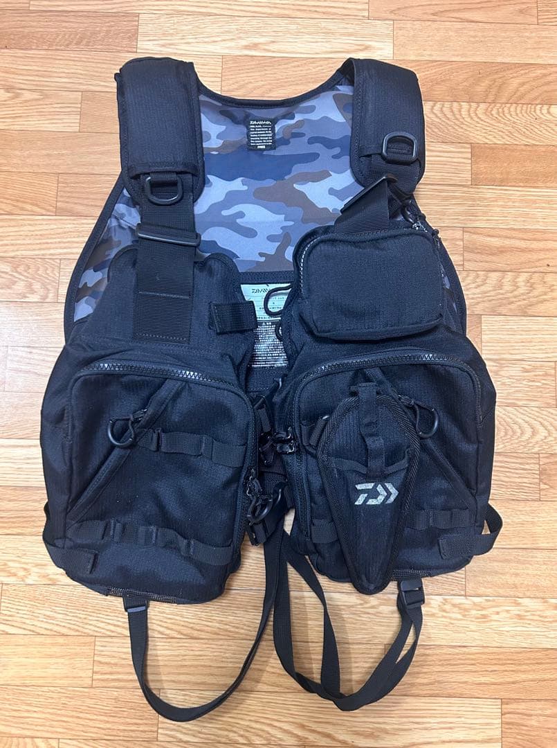 ダイワ フィッシングベスト DF-6206 ジェットブラック