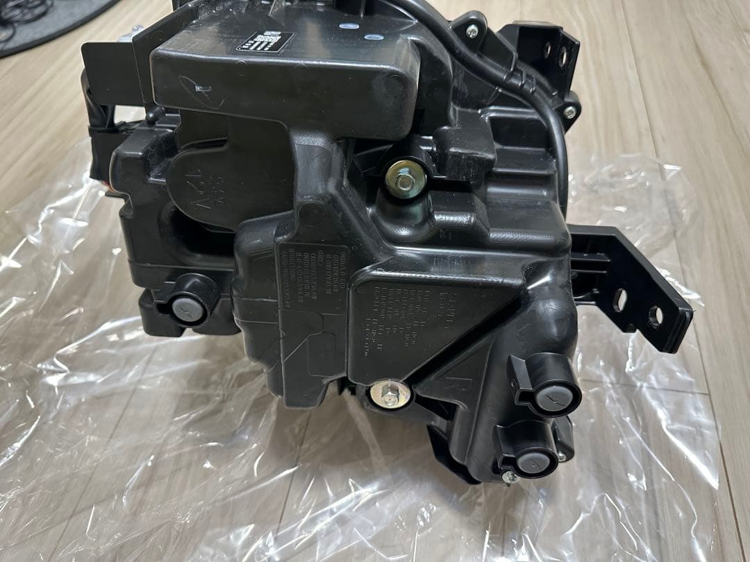 マツダ　CX-60 KH 右ヘッドライト