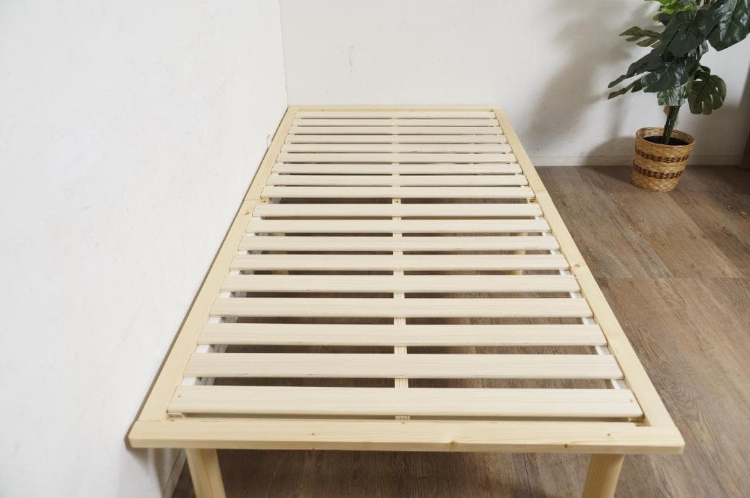 【新品・未使用】 アウトレット　シングルベット　　シンプル　すのこ　ナチュラル