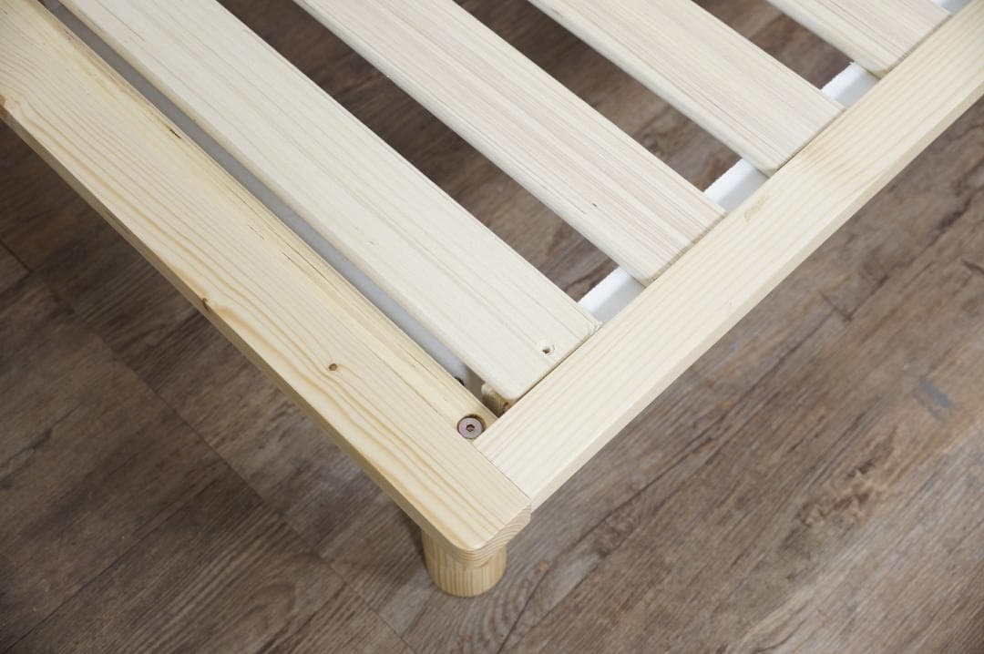 【新品・未使用】 アウトレット　シングルベット　　シンプル　すのこ　ナチュラル