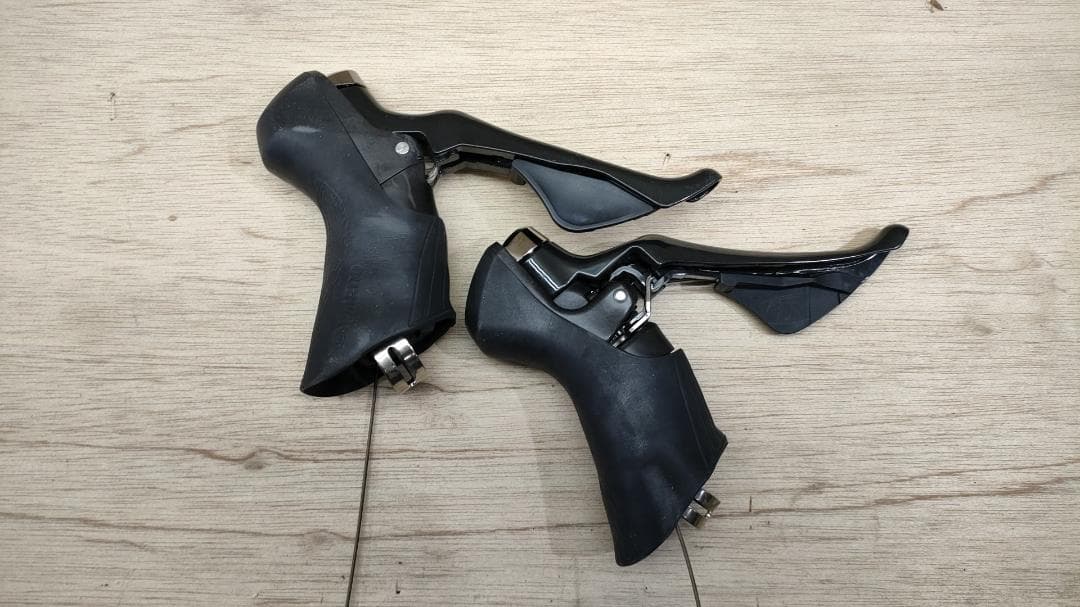 ■シマノ ULTEGRA アルテグラ ST-R8000　左右 11速■