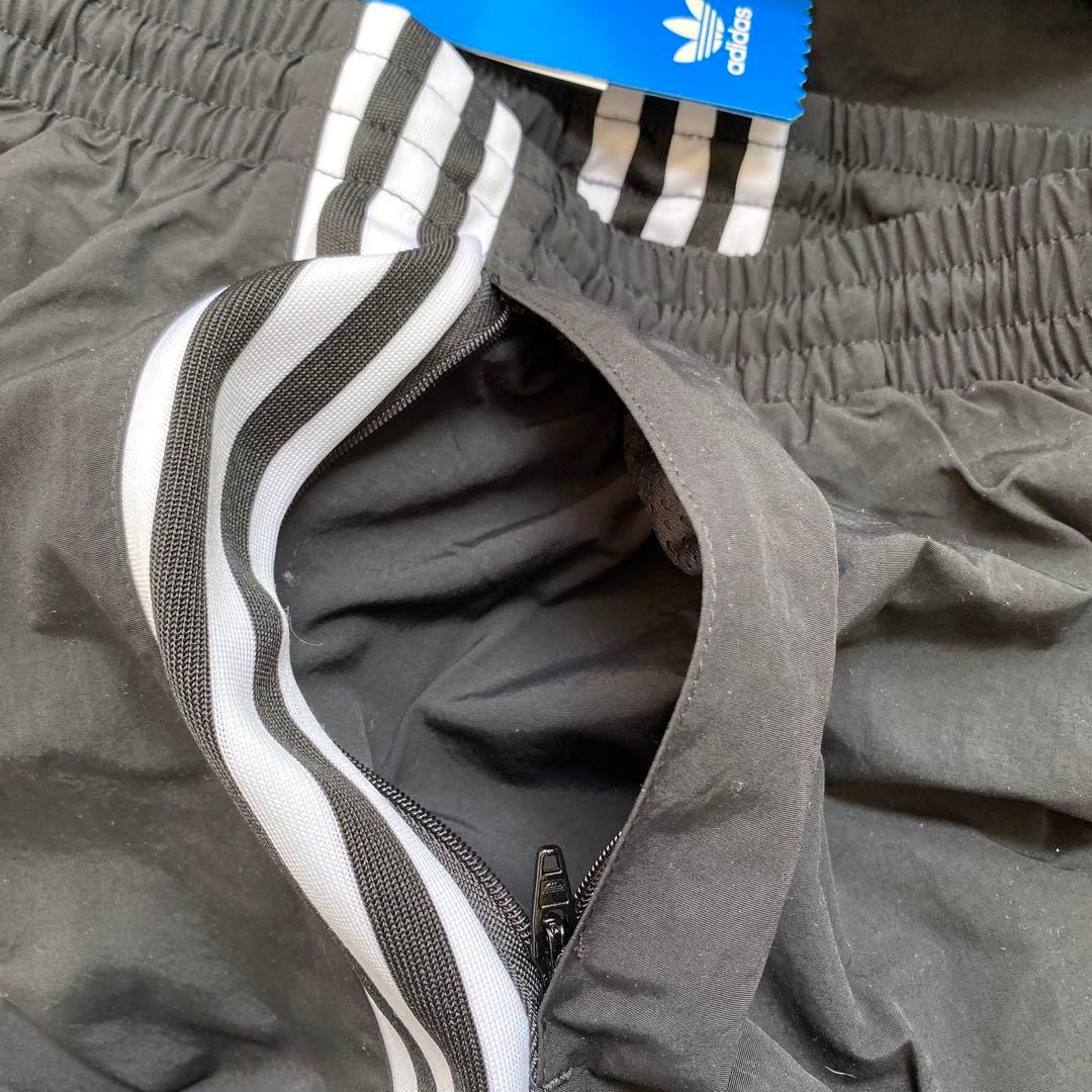 【adidas】アディダス　LOCK UP TP BLACK 新品、未使用　M