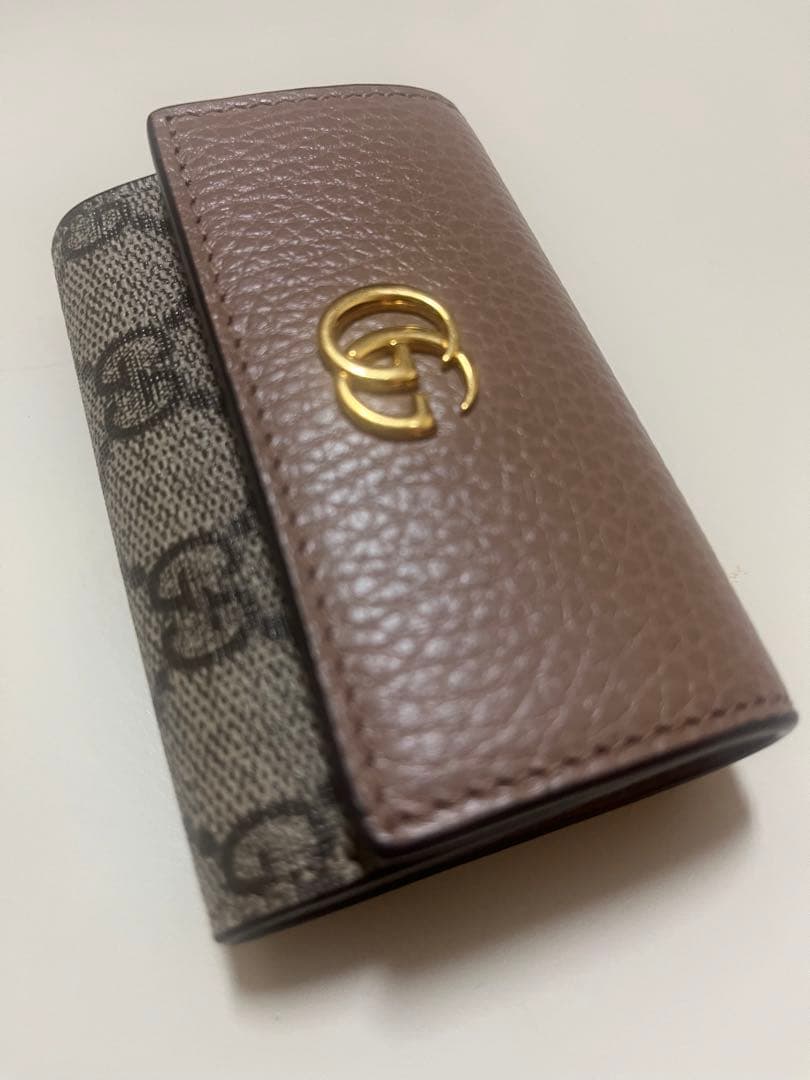 値下中！GUCCI レザーキーケース ブラウン グレー