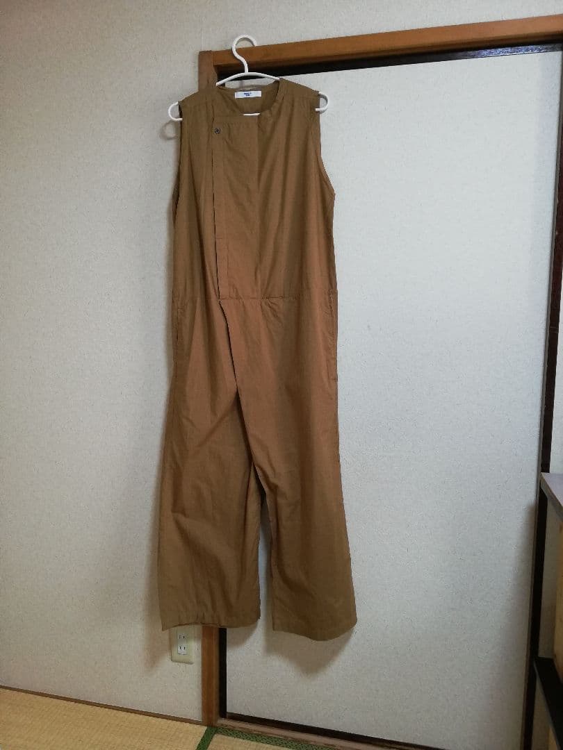 UNIVERSAL TISSU ブラウンオールインワン