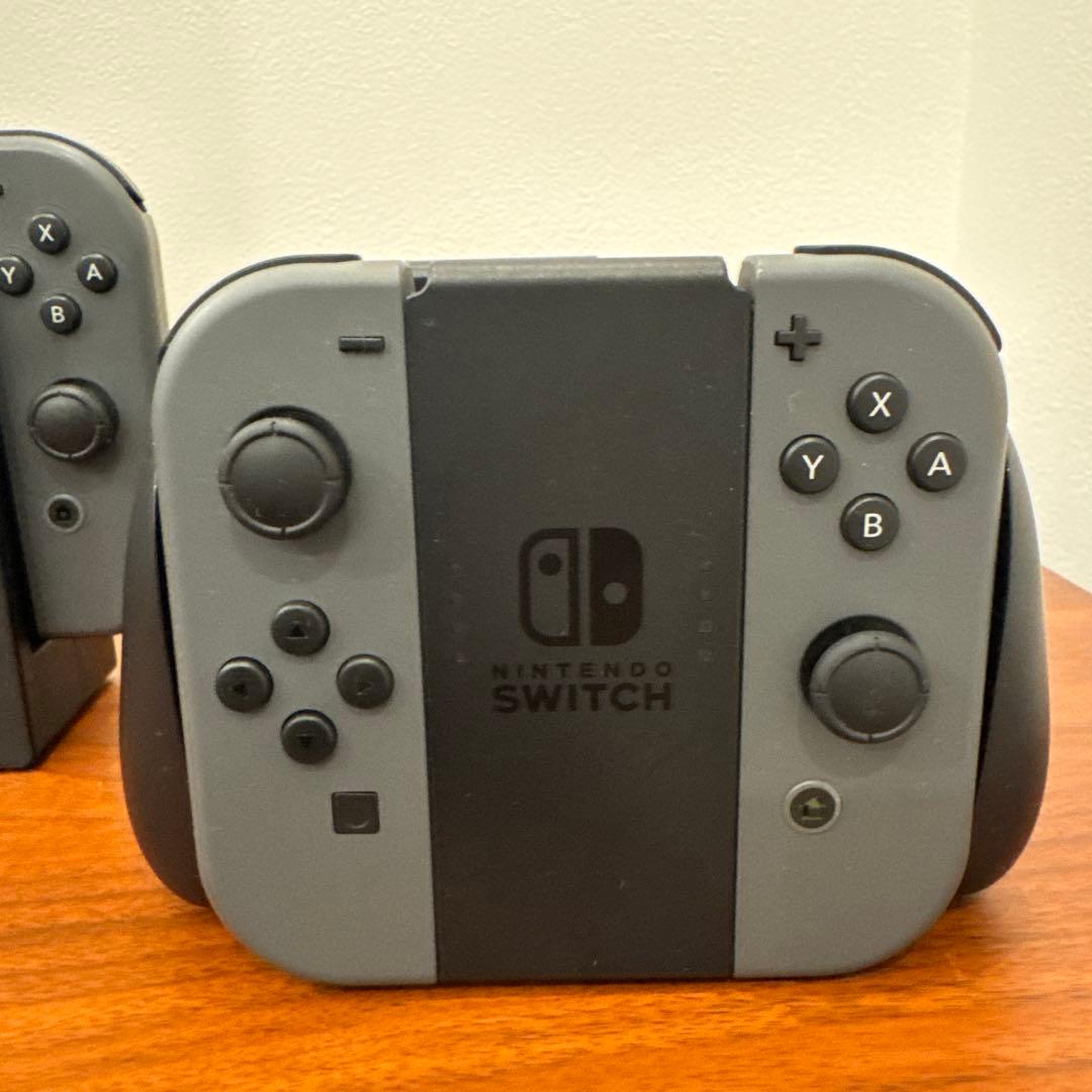 Nintendo Switch グレー 本体とコントローラー