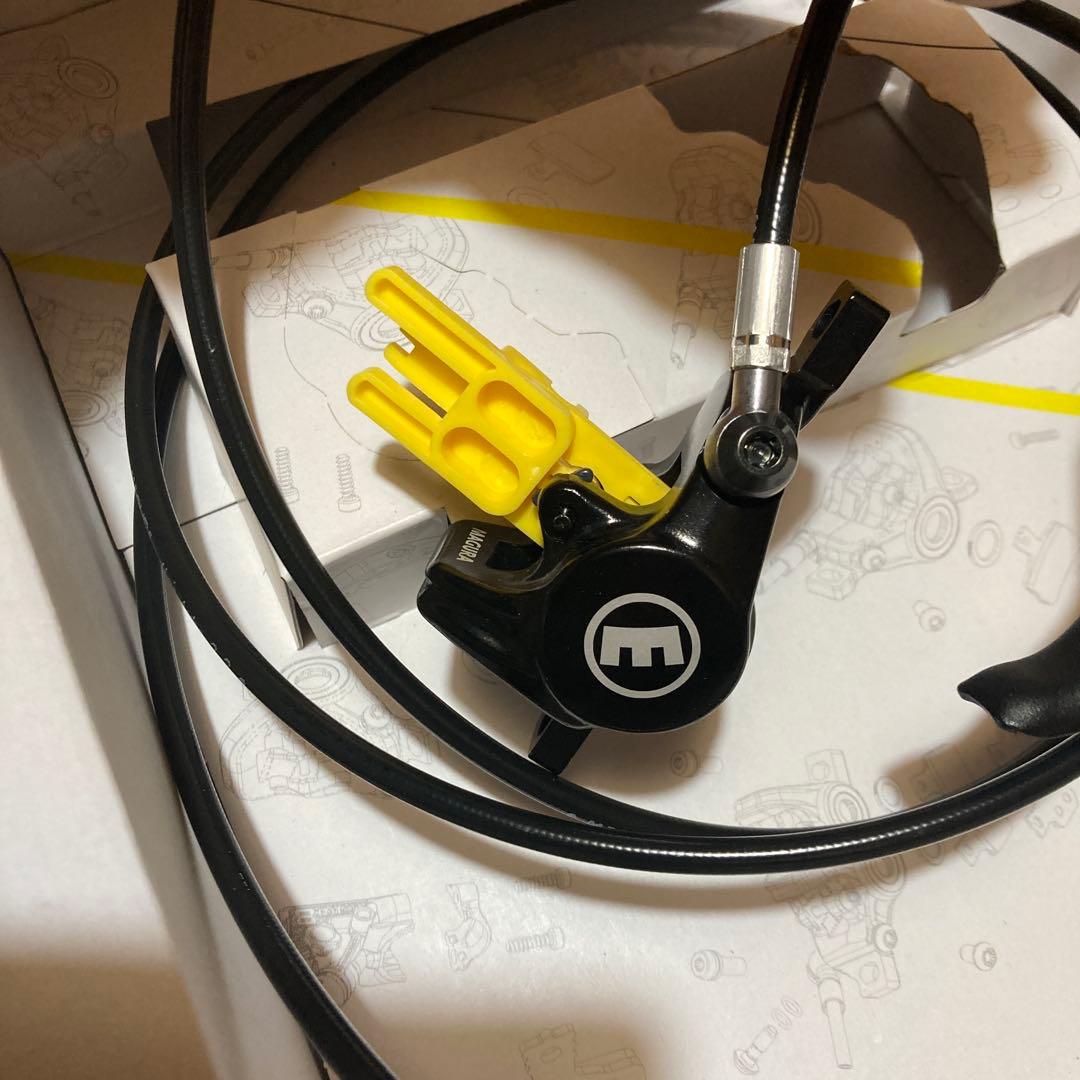 c*9様 MAGURA ディスクブレーキ MT4 新品未使用　マグラ　油圧ブレー