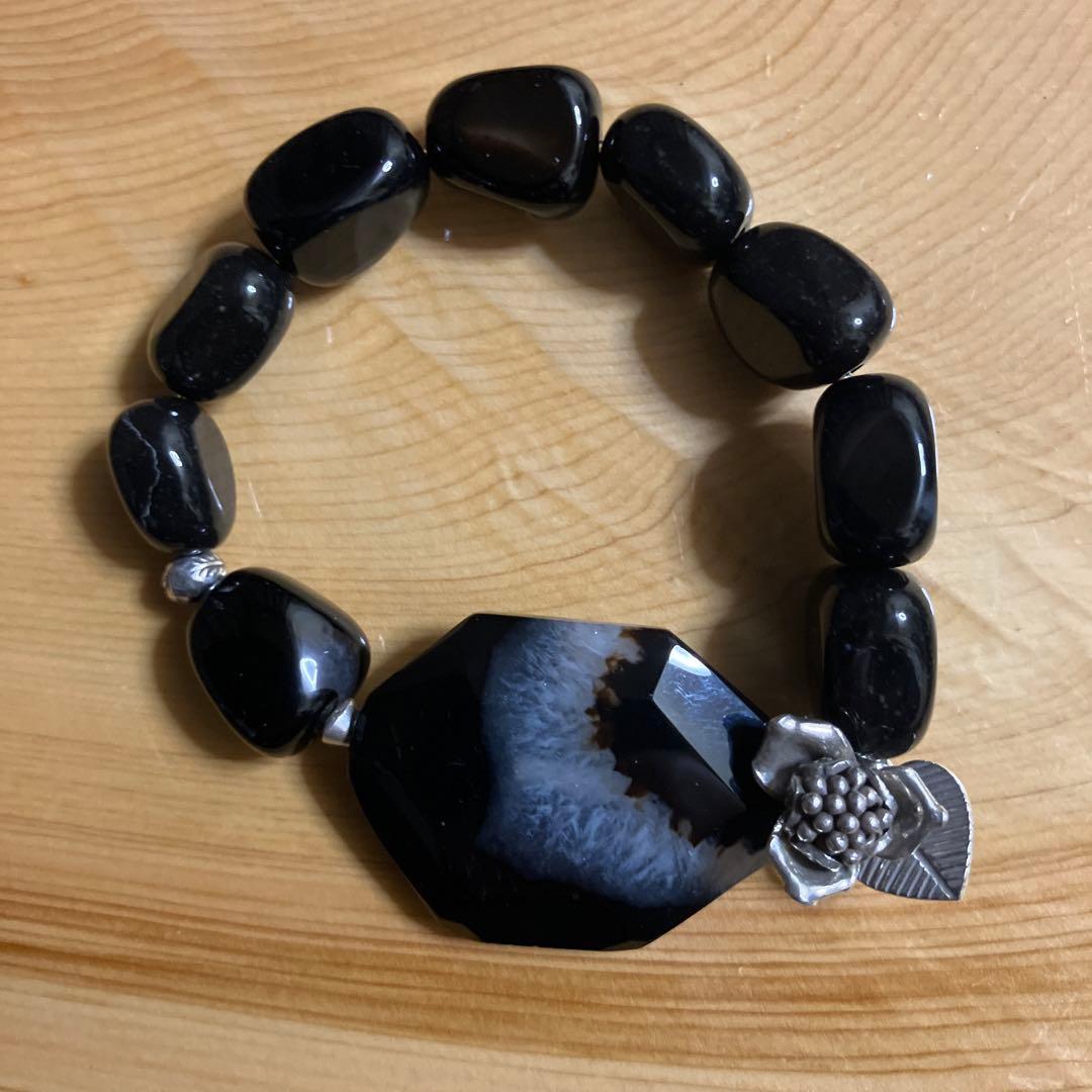 がま様ブレスレット