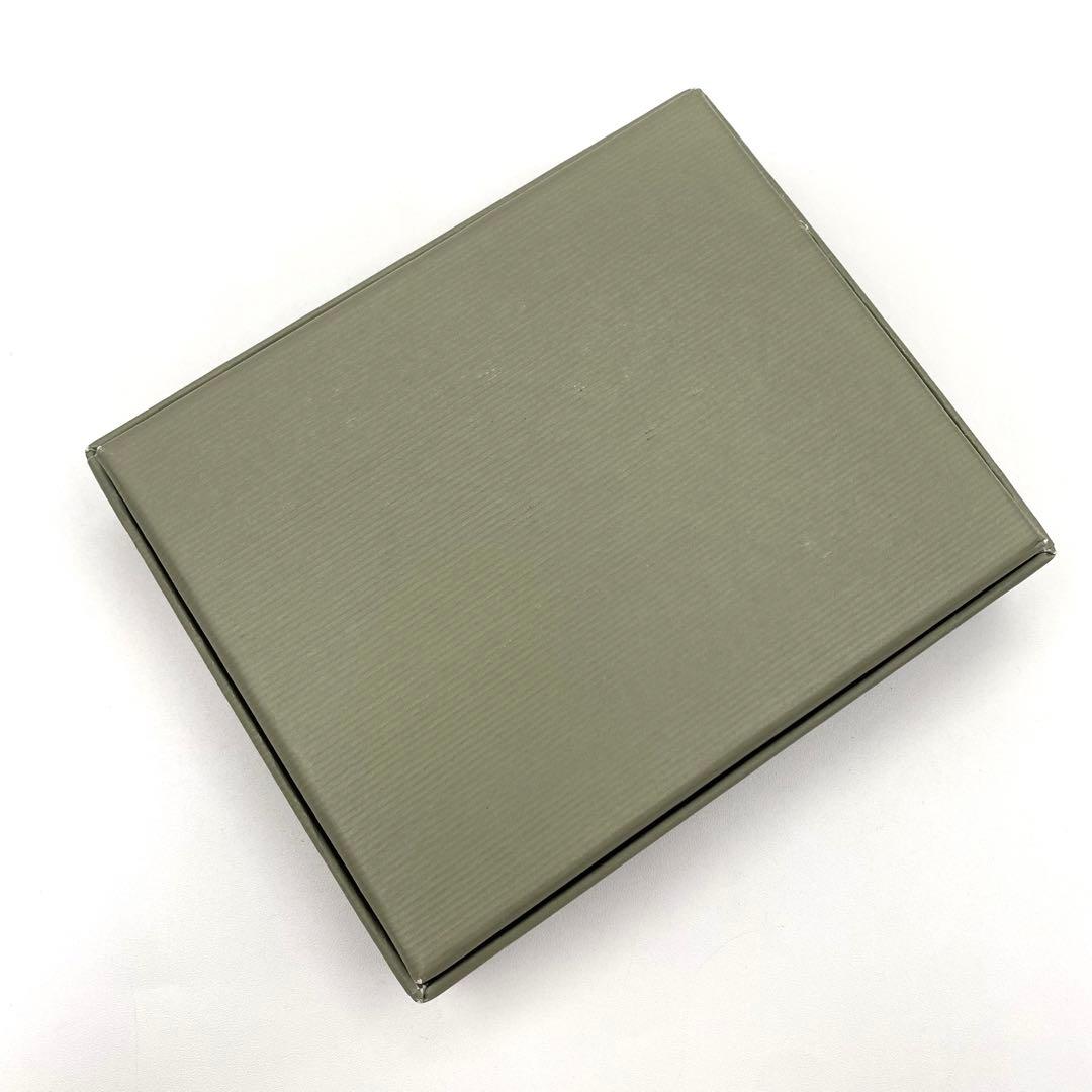 新品・未使用　TOM FORD マネークリップ パテントレザー　箱付き