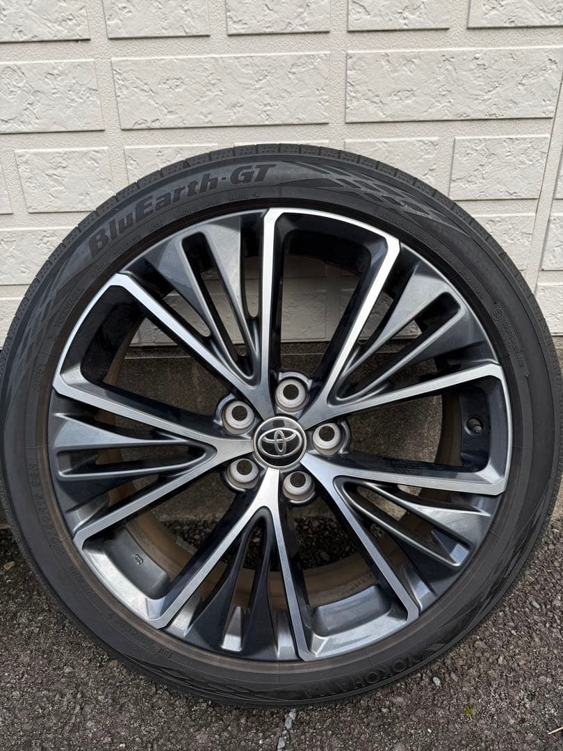 雷禪トヨタ 60プリウス　純正ホイールタイヤセット4本　中古品