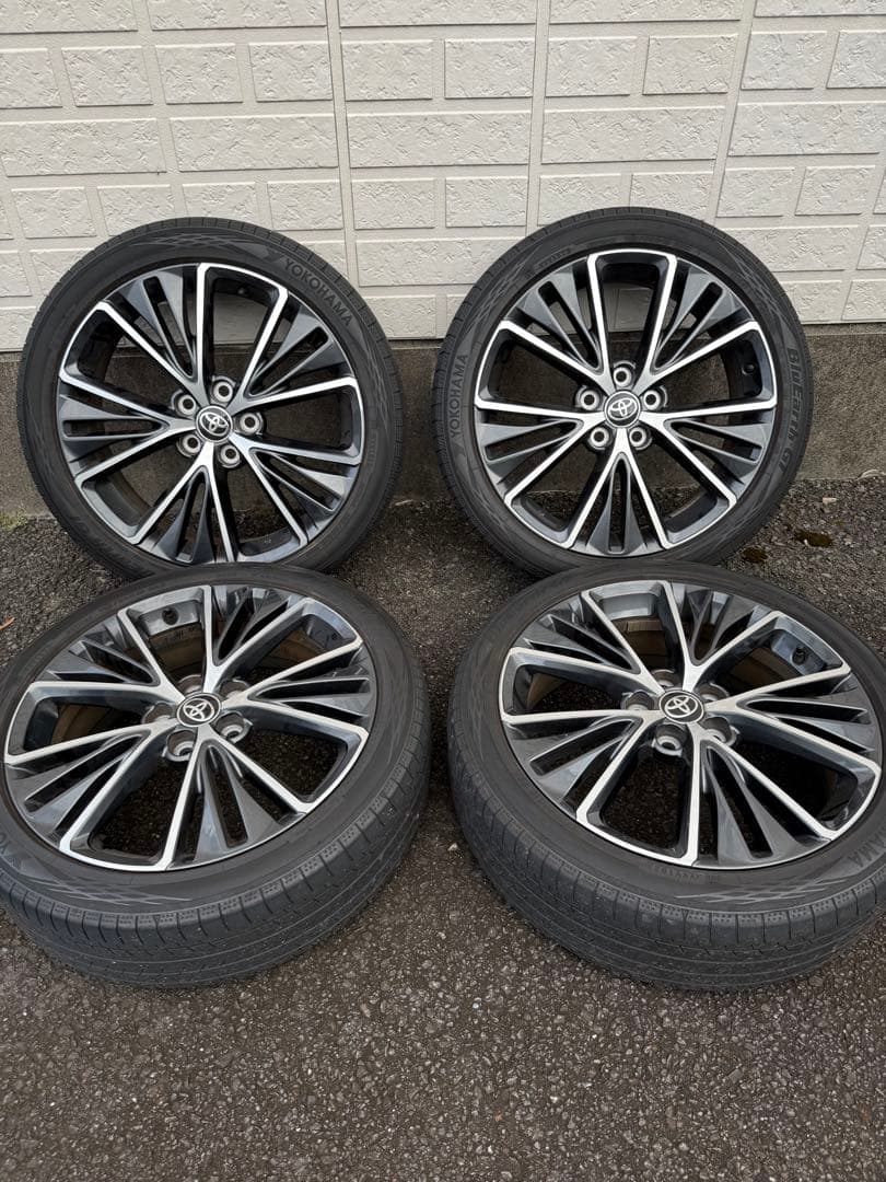 雷禪トヨタ 60プリウス　純正ホイールタイヤセット4本　中古品