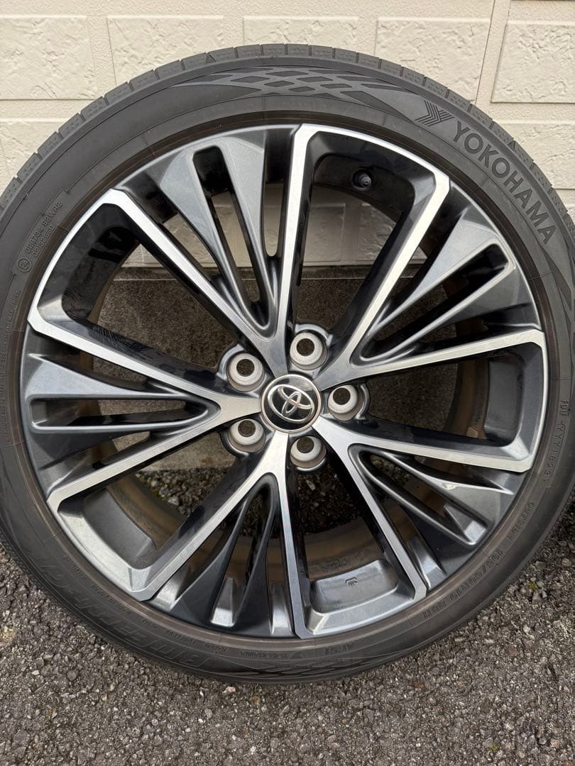 雷禪トヨタ 60プリウス　純正ホイールタイヤセット4本　中古品