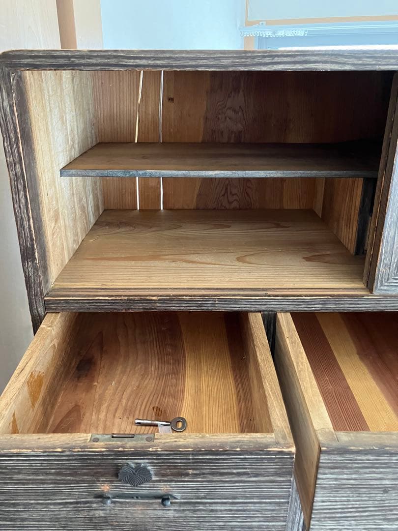 大幅値下げ‼︎ アンティーク　日本桐箪笥