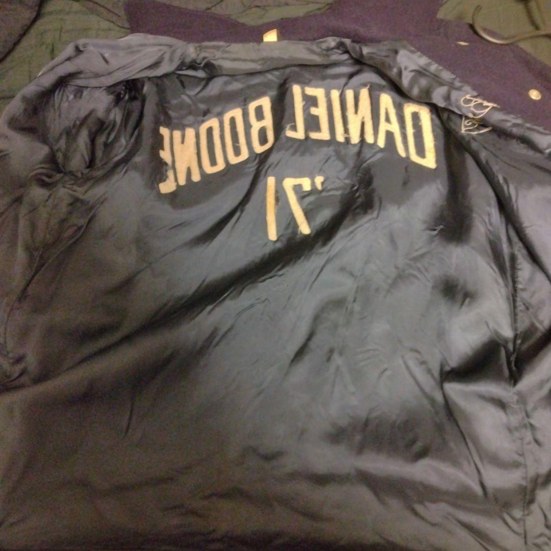 牛飼　バトウィンスタジャン DANIEL BOONE '71