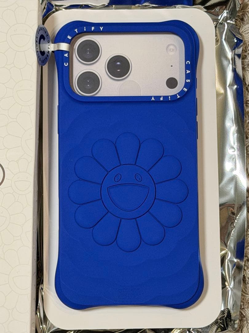 TAKASHI MURAKAMI×CASETiFY フラワーケース ブルー