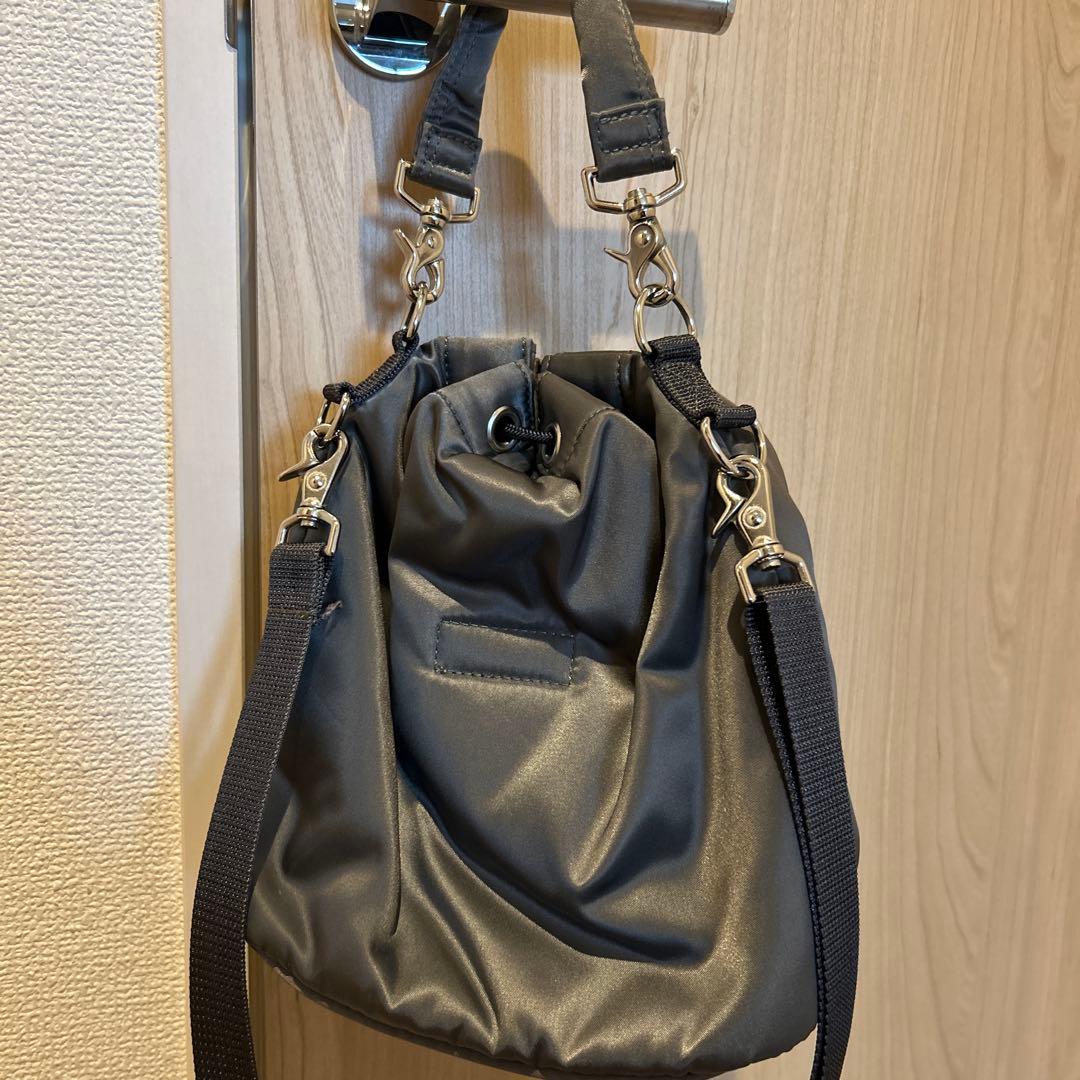 パ*ン様 PORTER グレー ショルダーバッグ バルーンサック 巾着 シルバー
