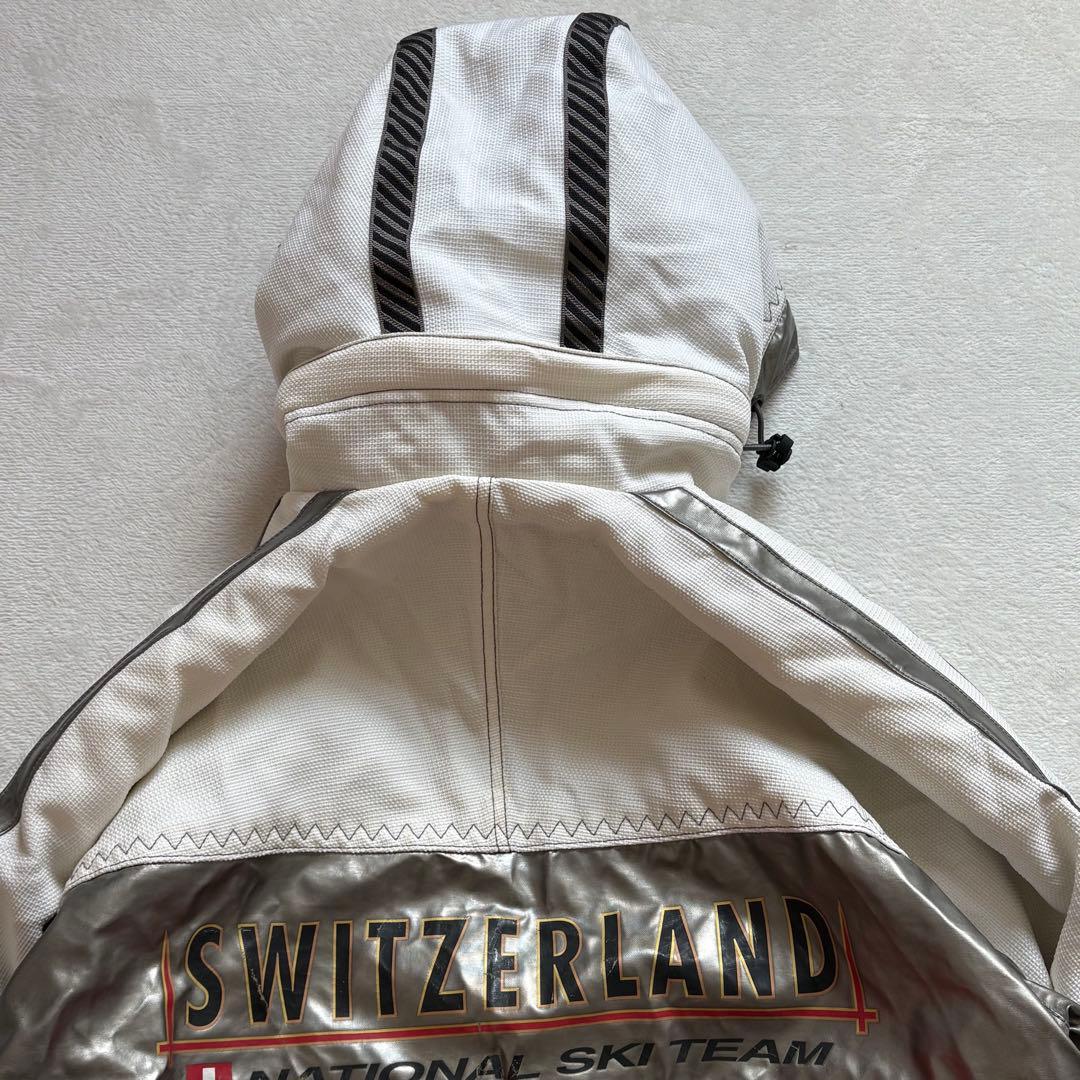 DESCENTE デサント スキーウェア 上下セット M スイス代表モデル 赤白