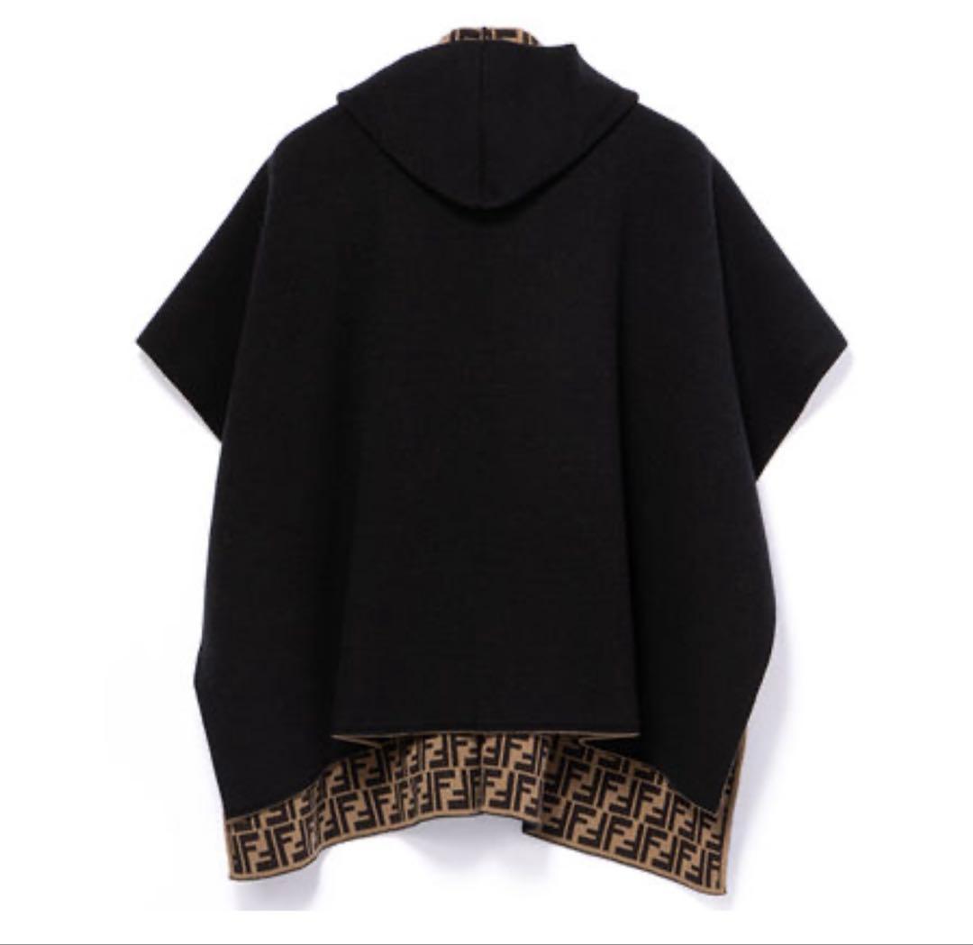 一回着用のみ　FENDI リバーシブル ケープ