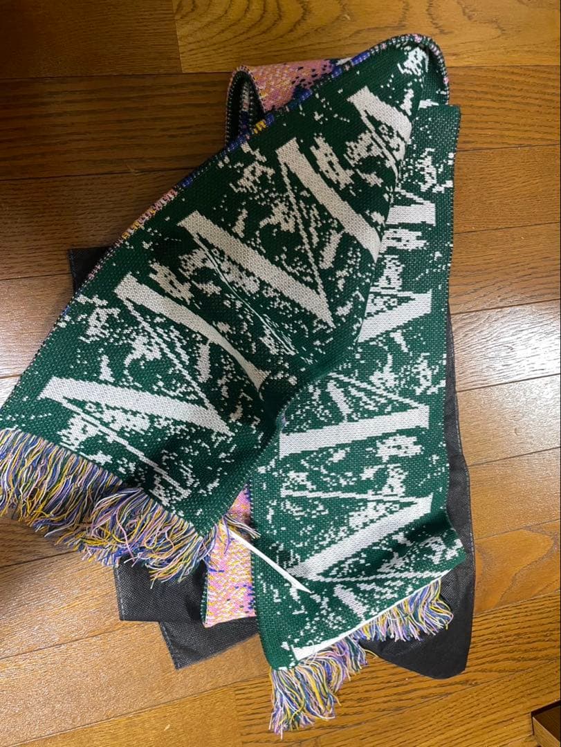 よ*ち様 MONTMARTRE NEW YORK】 MMM Scarf：マフラー