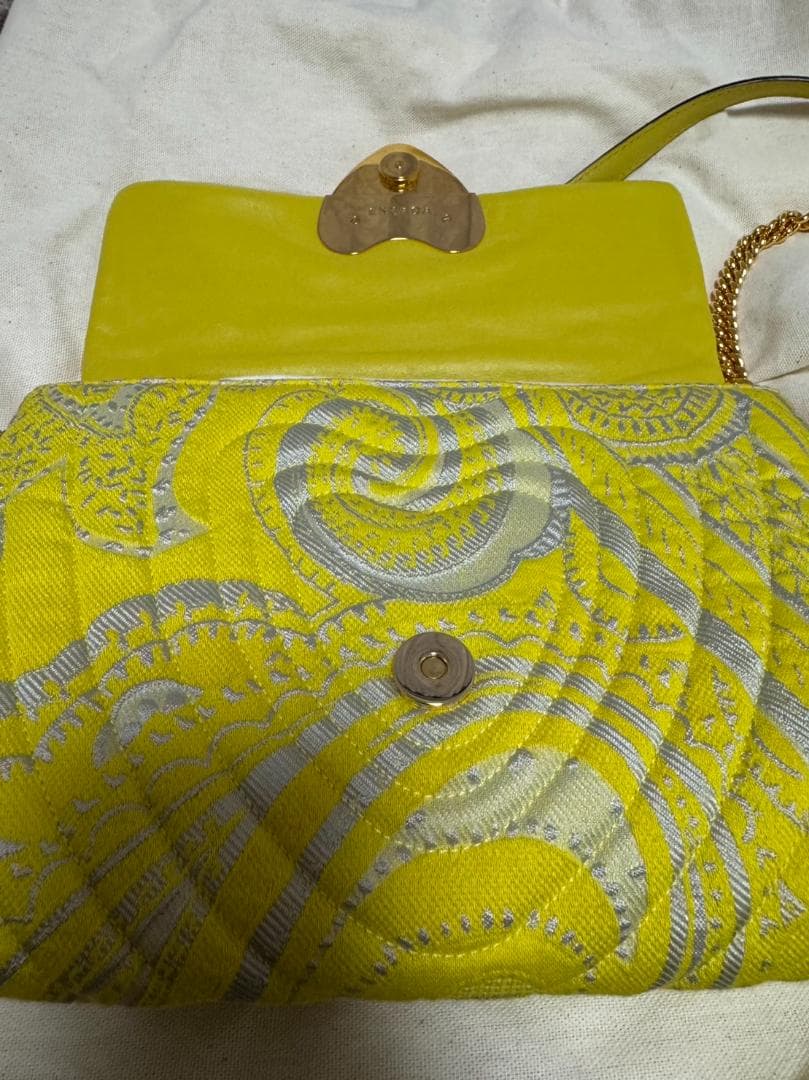 エスカーダバッグ気まぐれsale