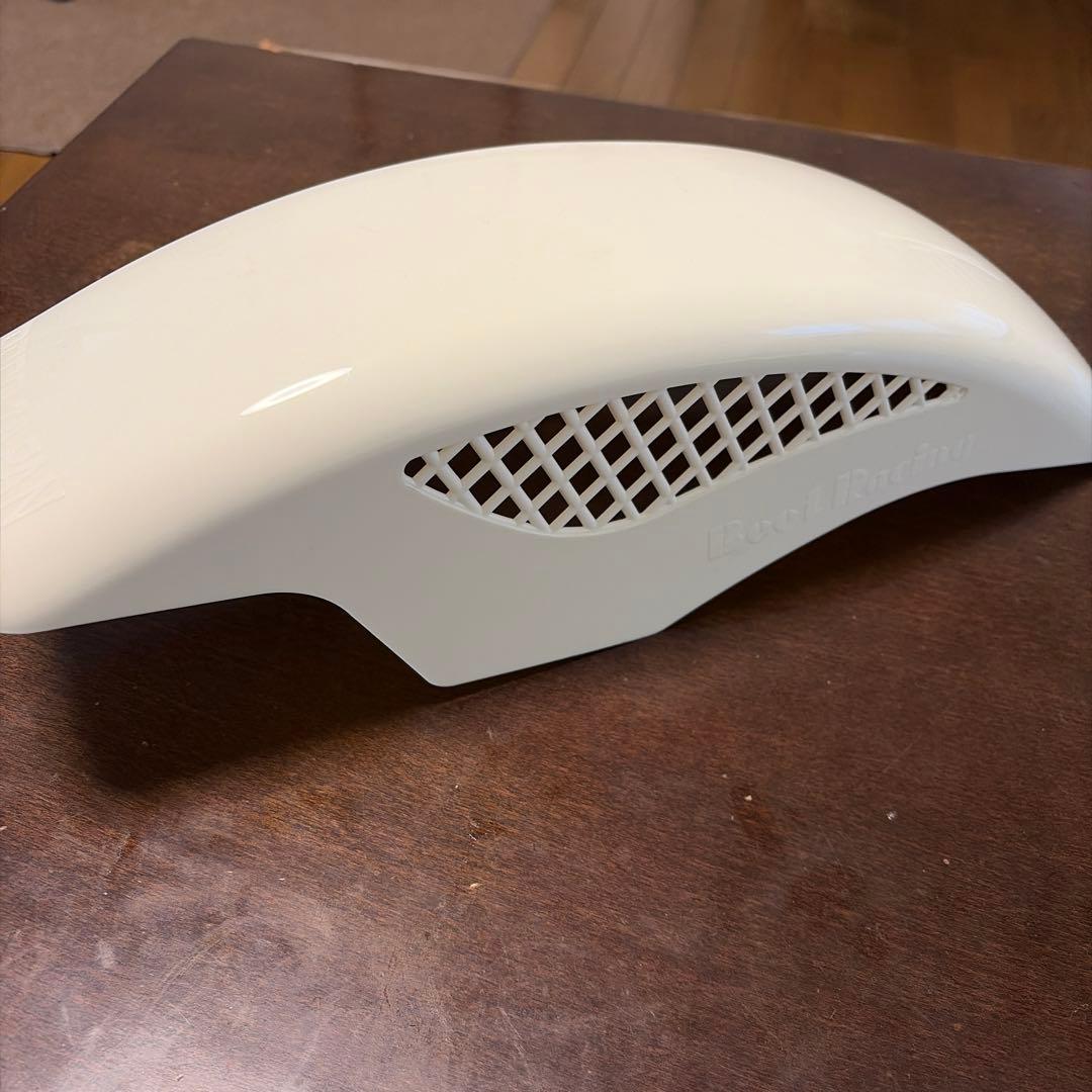 Beet Racing カウル ホワイト