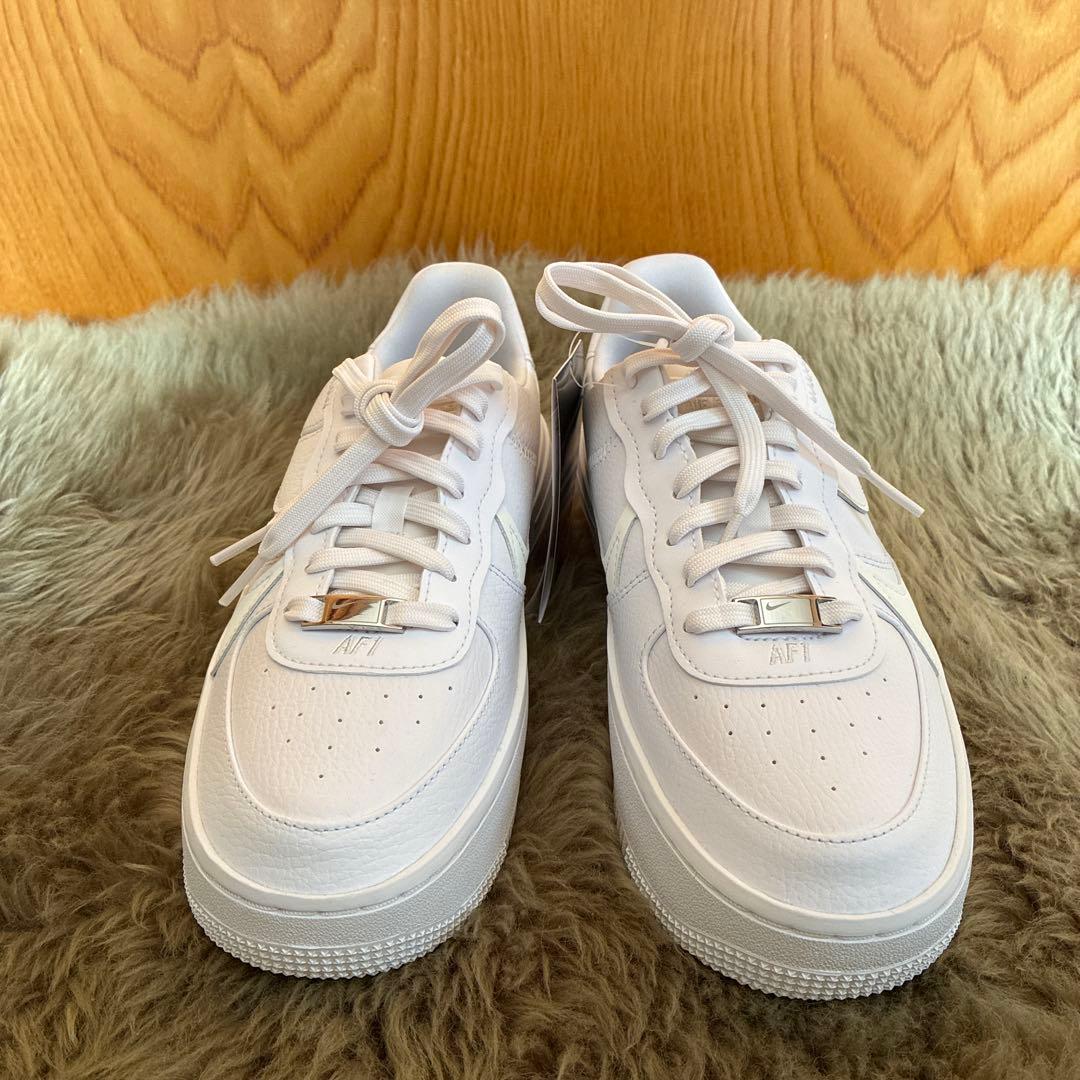 新品・未使用品 NIKE AIR FORCE 1 ナイキ エアフォース 1