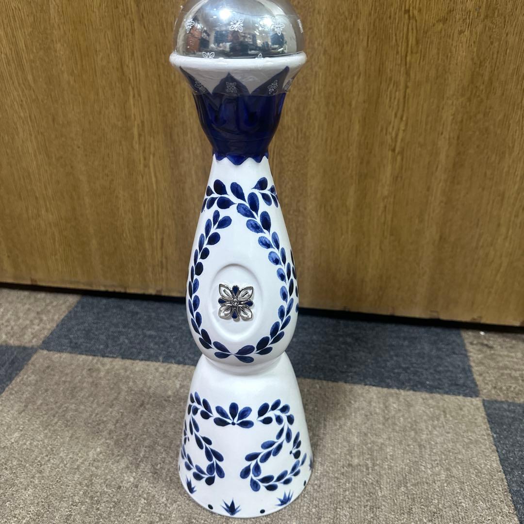 GACKTが愛飲する。高級テキーラ「クラセアスールレポサド」正規品(箱無し)