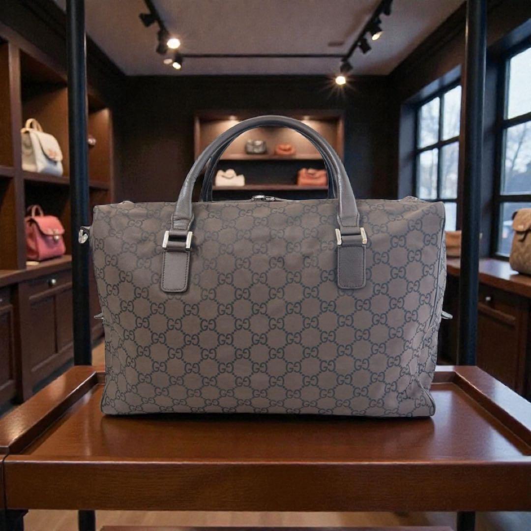 美品GUCCI GGキャンバス ボストンバッグ ショルダーストラップ付き