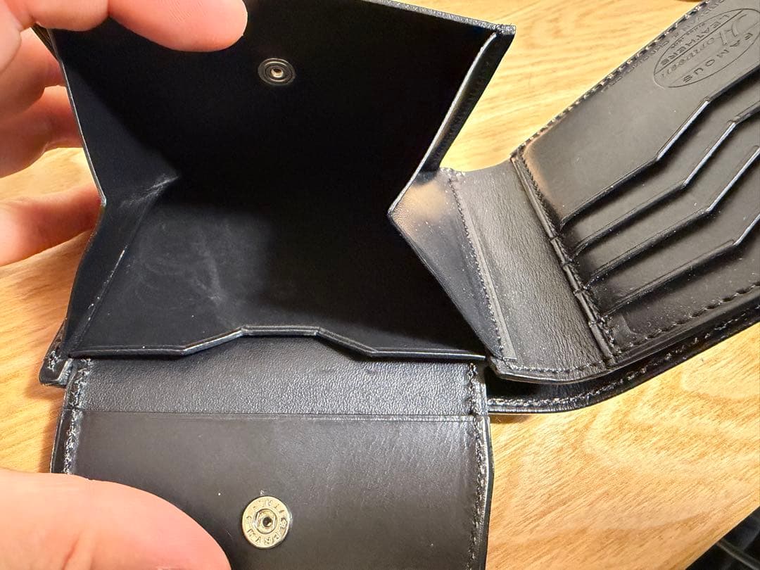 万双二つ折り財布