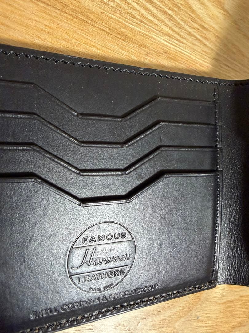 万双二つ折り財布