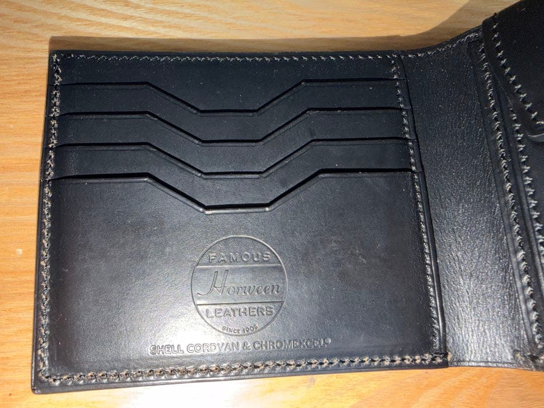 万双二つ折り財布