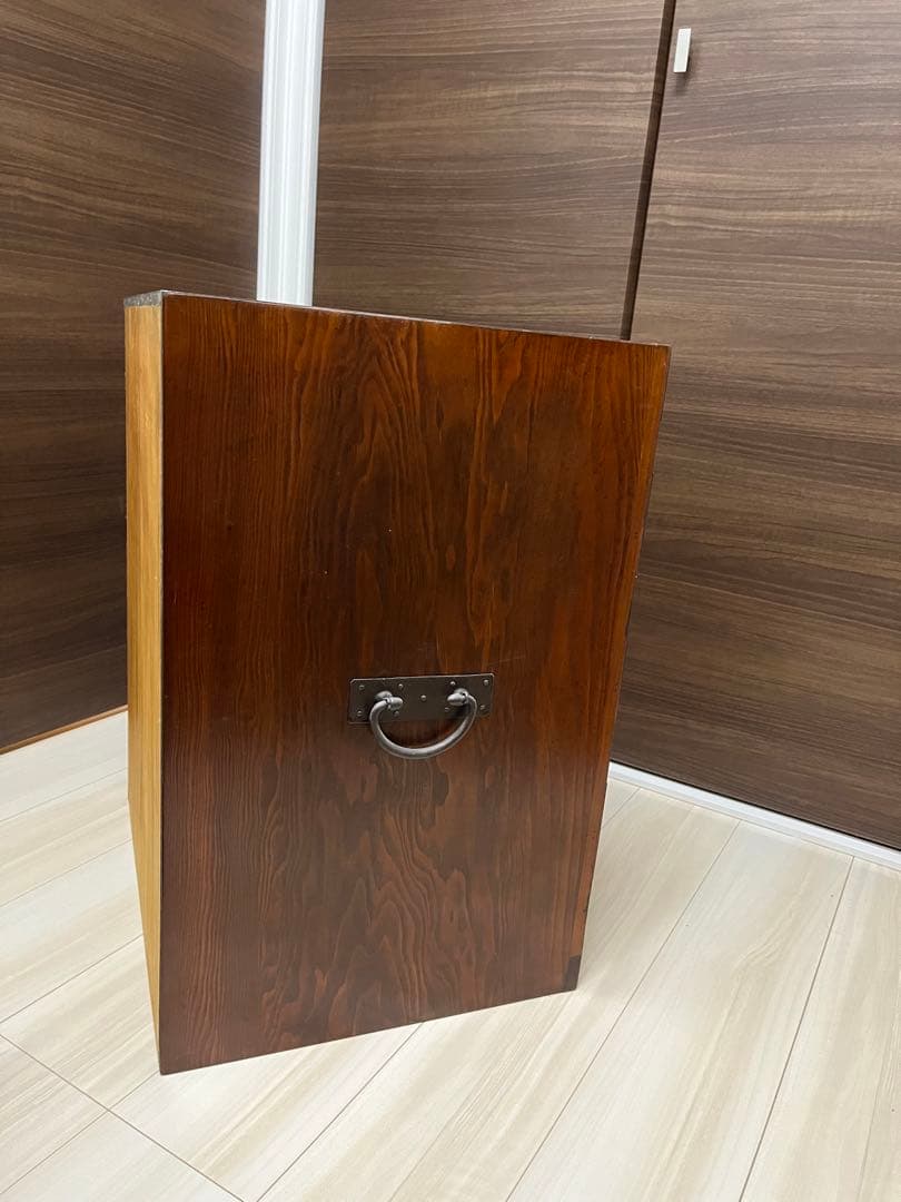 木製 4段箪笥 和箪笥　アンティーク　焦茶　民芸家具　和風