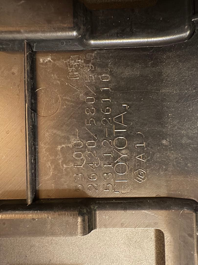 ハイエース　リラクベース純正グリル