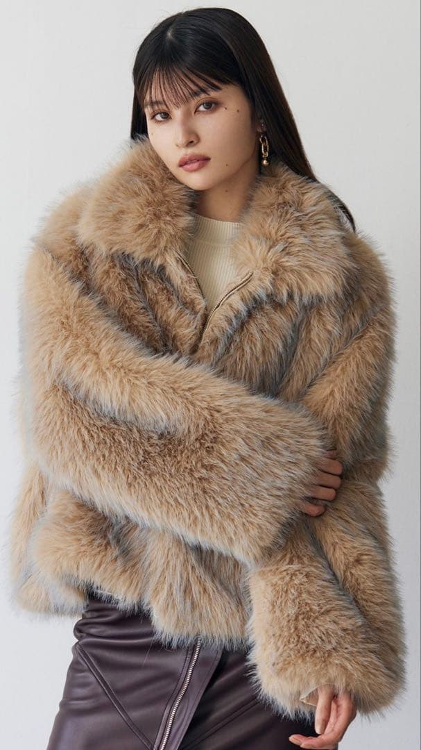 早い者勝ち⭐︎人気完売⭐︎新品未使用MURUA MIXフェイクファーブルゾンベージュ