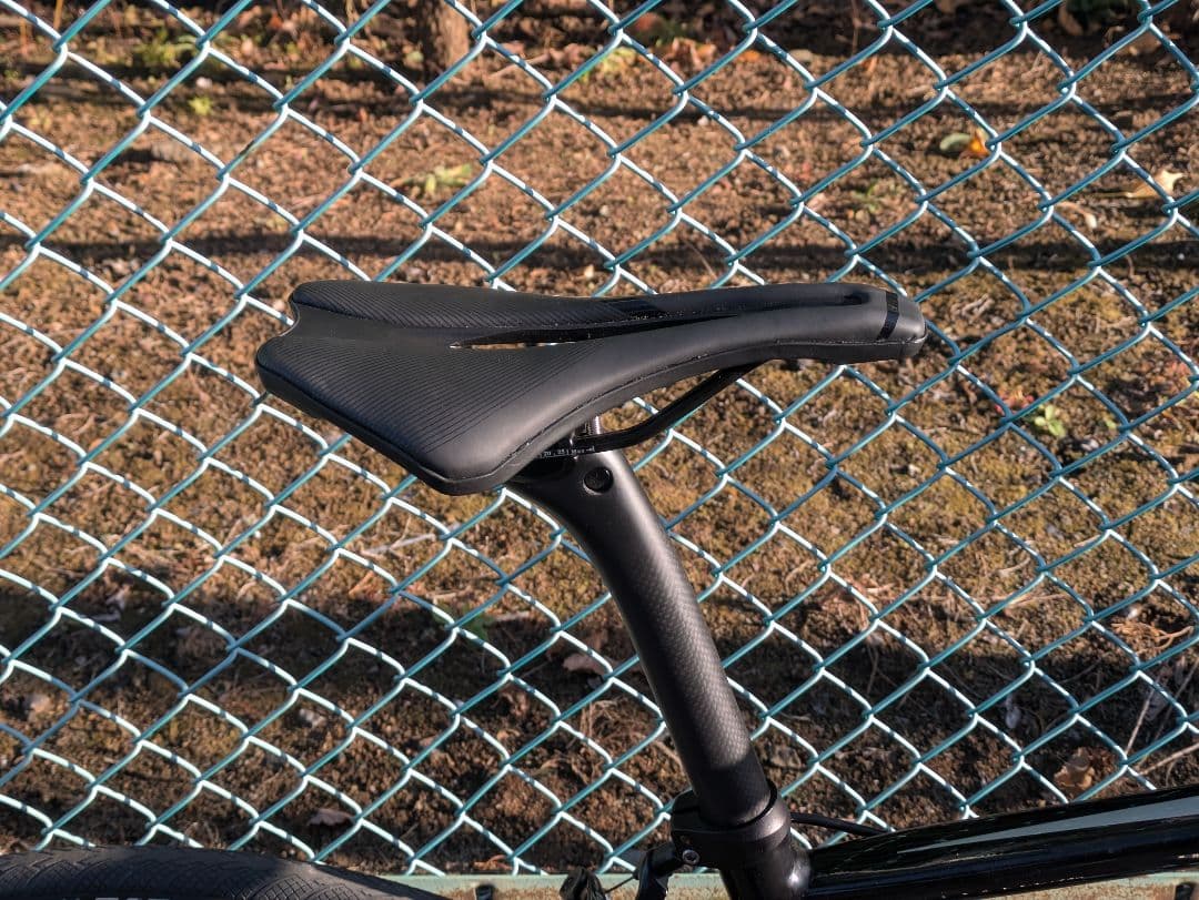 カーボンパーツ多数！Giant TCR