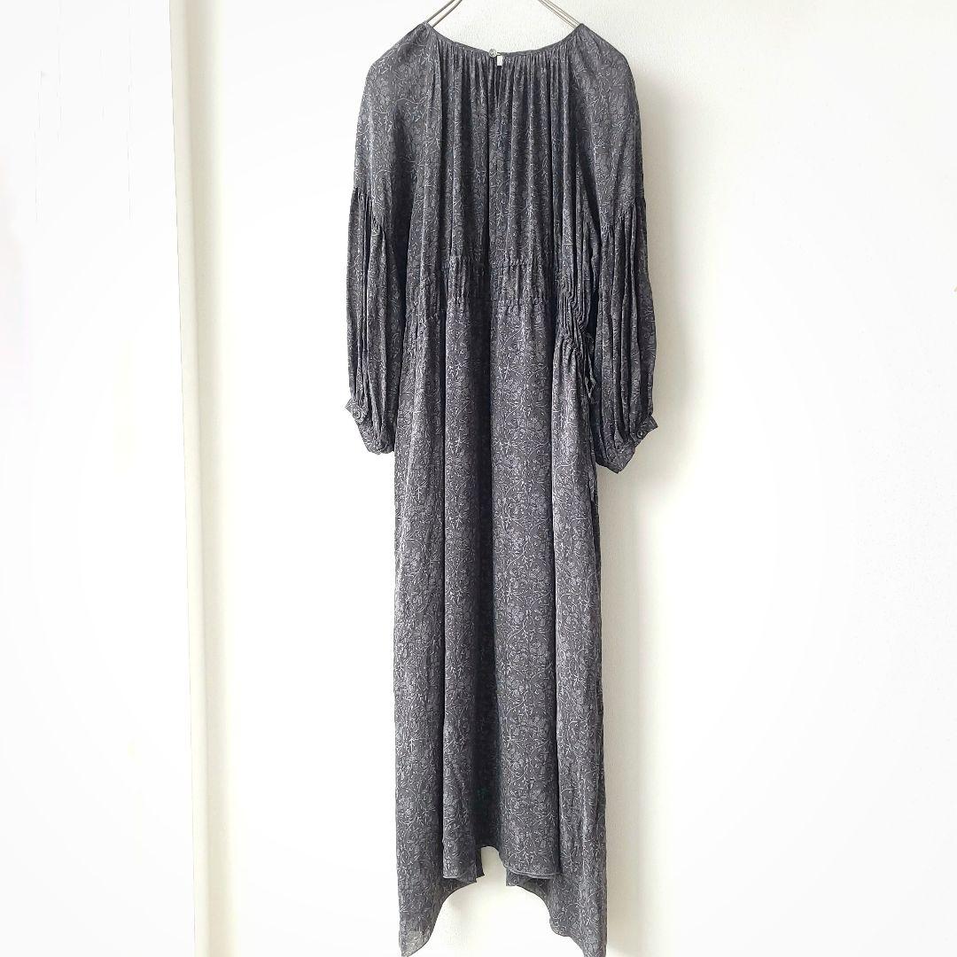 HUG O WaR　ロング丈ギャザーワンピース　サイズ1　キュプラ　花柄