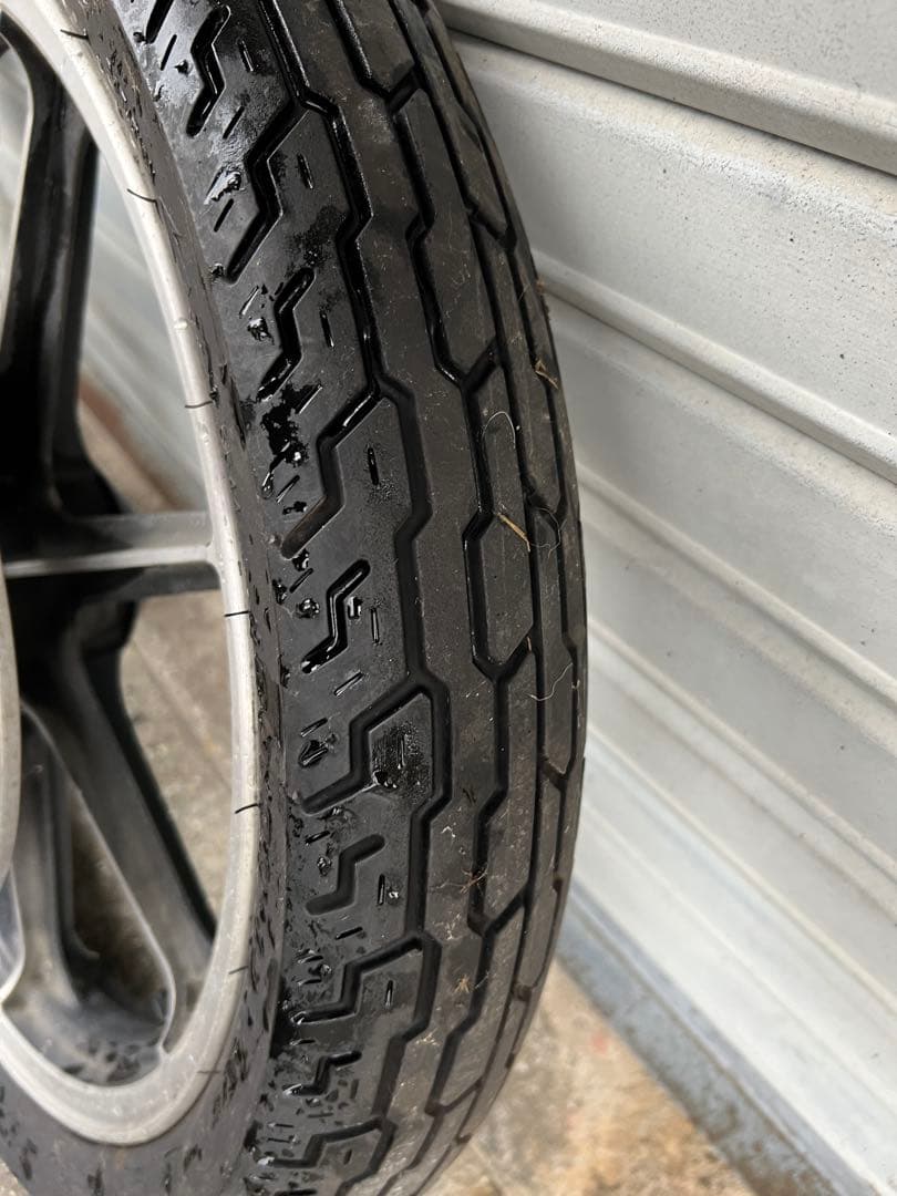 Z400FXタイヤホイール　国内当時物 希少 Kawasaki 旧車