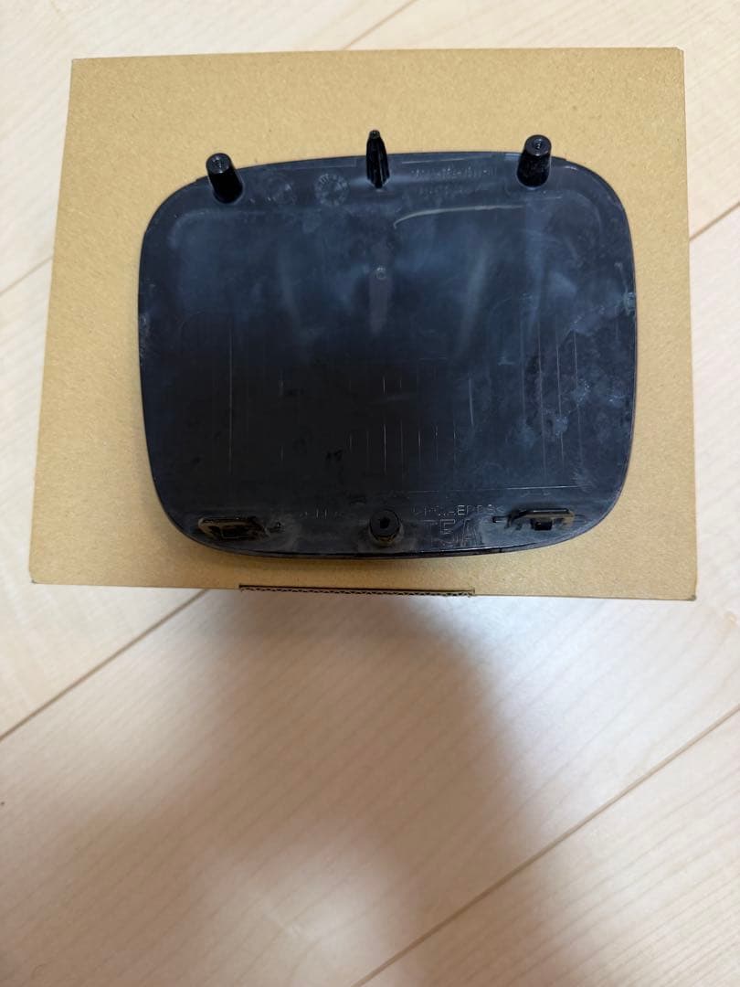 ホンダ フィット グリルエンブレム