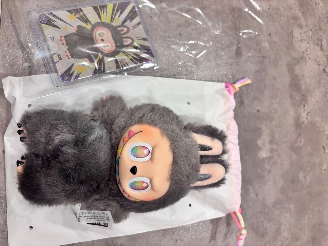 ラブブ　シークレット