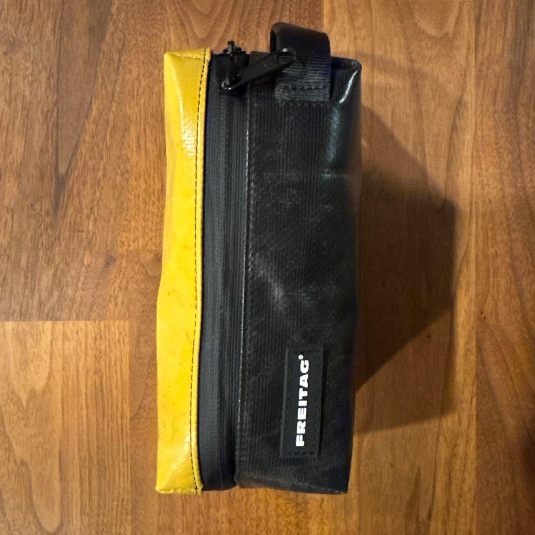 FREITAG イエロー ブラック ポーチ　F35 CHEYENNE