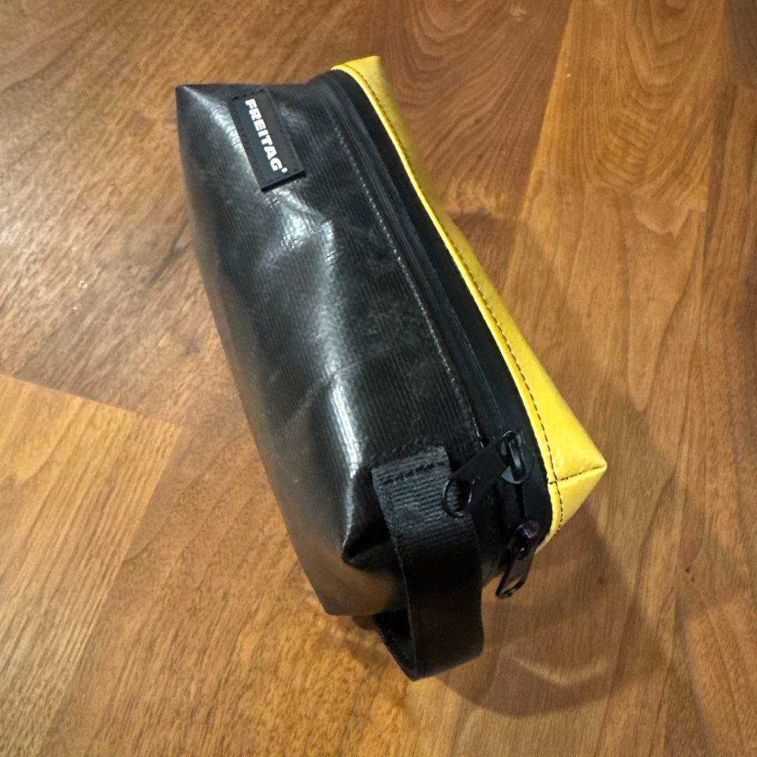 FREITAG イエロー ブラック ポーチ　F35 CHEYENNE