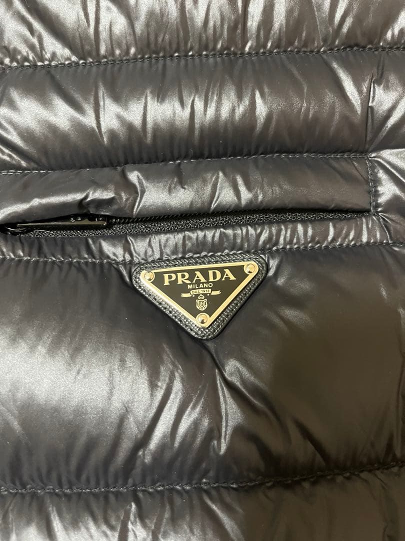 PRADA ブラック ダウンベストサイズ48