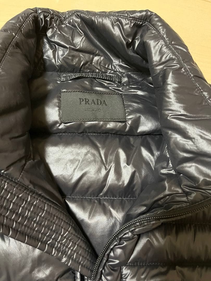 PRADA ブラック ダウンベストサイズ48